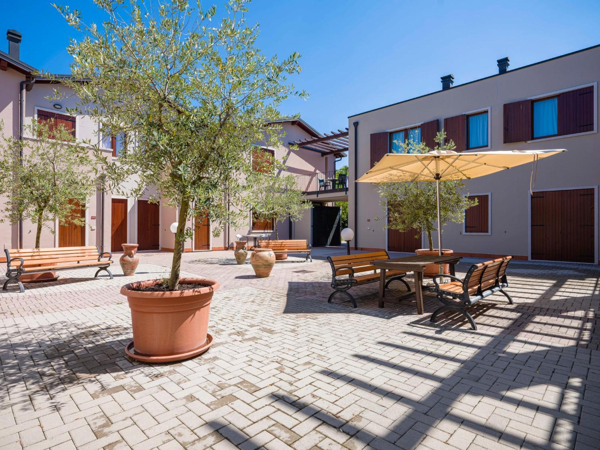 Apartment In Peschiera Del Garda 22085 Exterior photo
